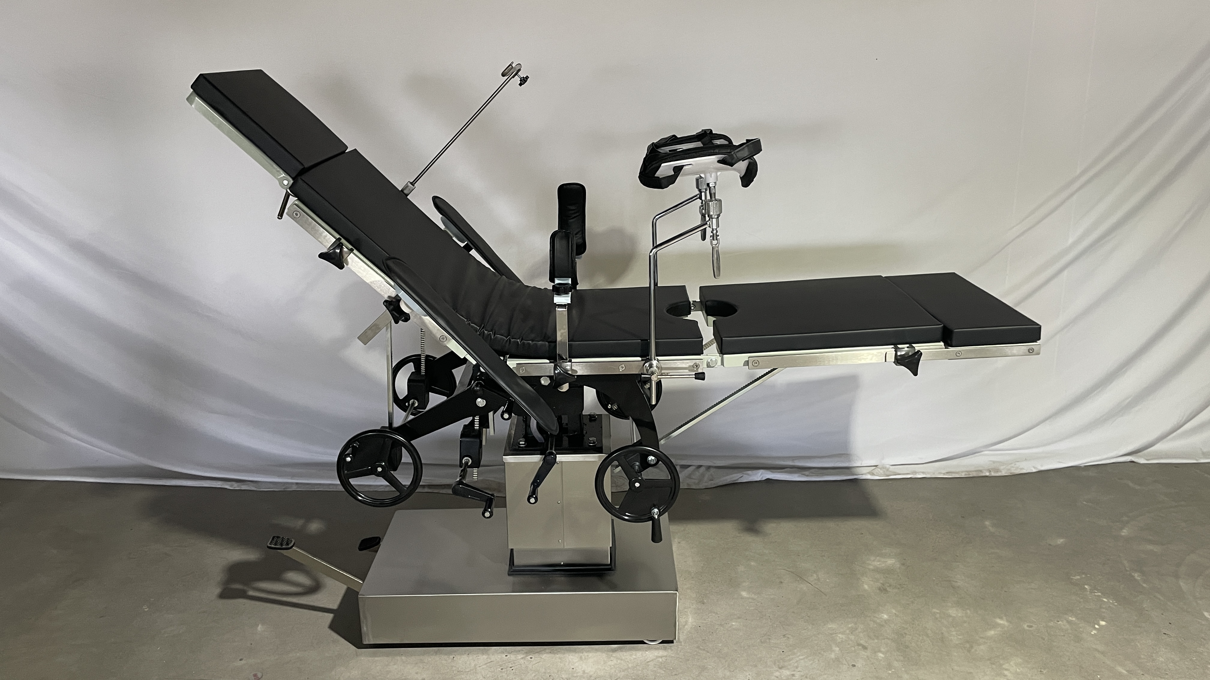 SXS3001 Side Operated Comprehensive Operating Table