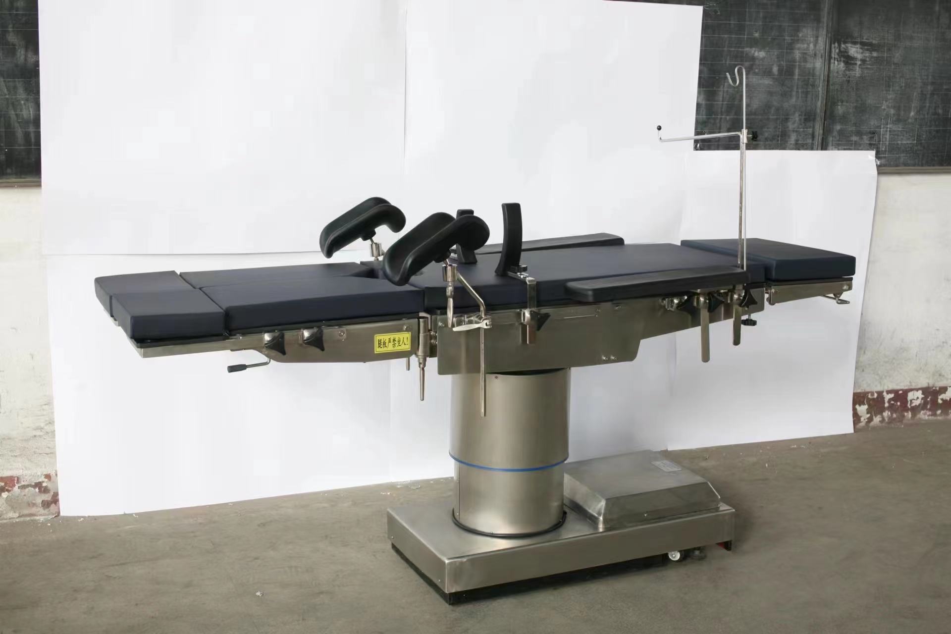  Electro Hydraulic Operating Table Radiolucent Surgery Orthopedic Operating Table