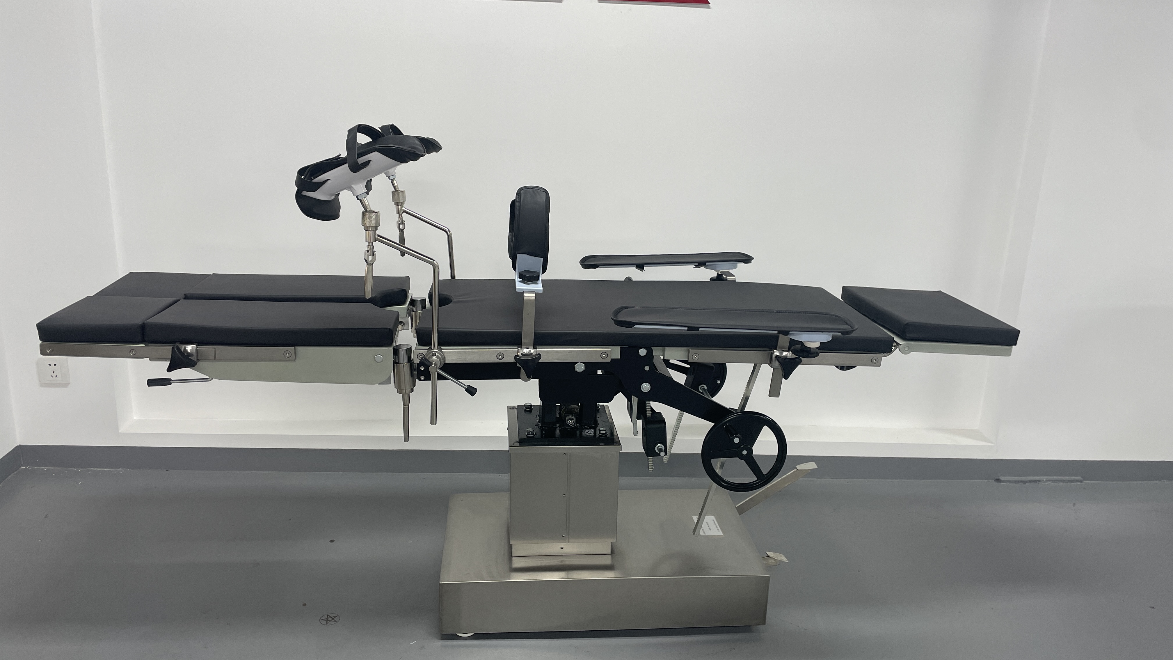 3001 Multi Purpose Mechanical Operation Bed Split Hiwalay na Leg Plate Manual Hydraulic Operating Table